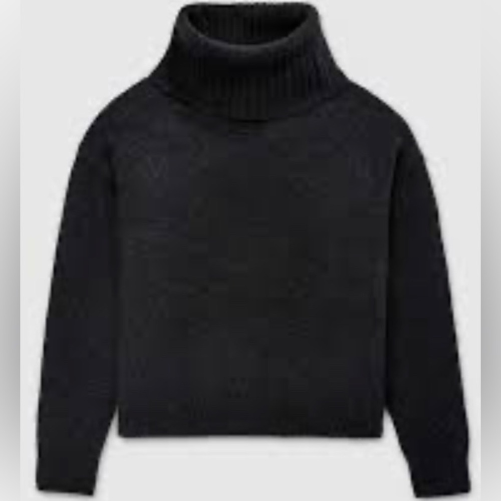 UGG Lylah Rollneck Sweater size S